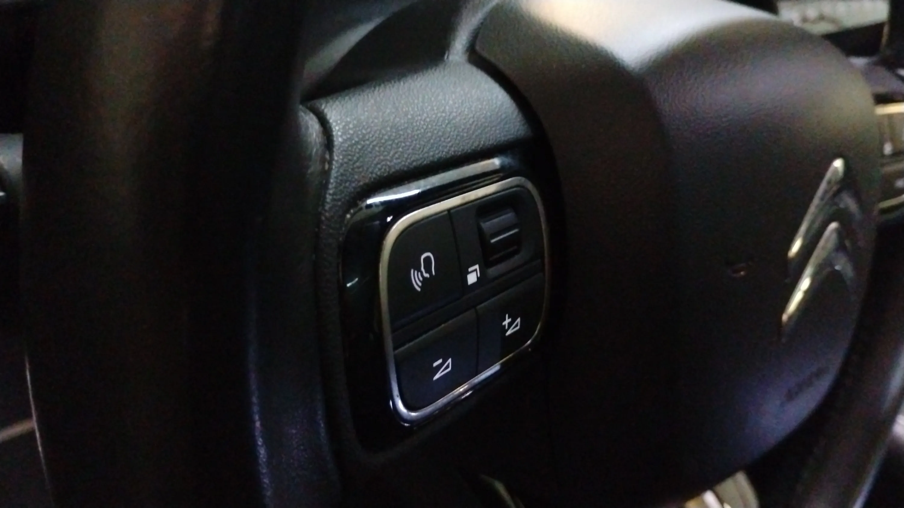 Citroën C5 Aircross Plug-in Hybrid 180 e-EAT8 E Series - foto 19