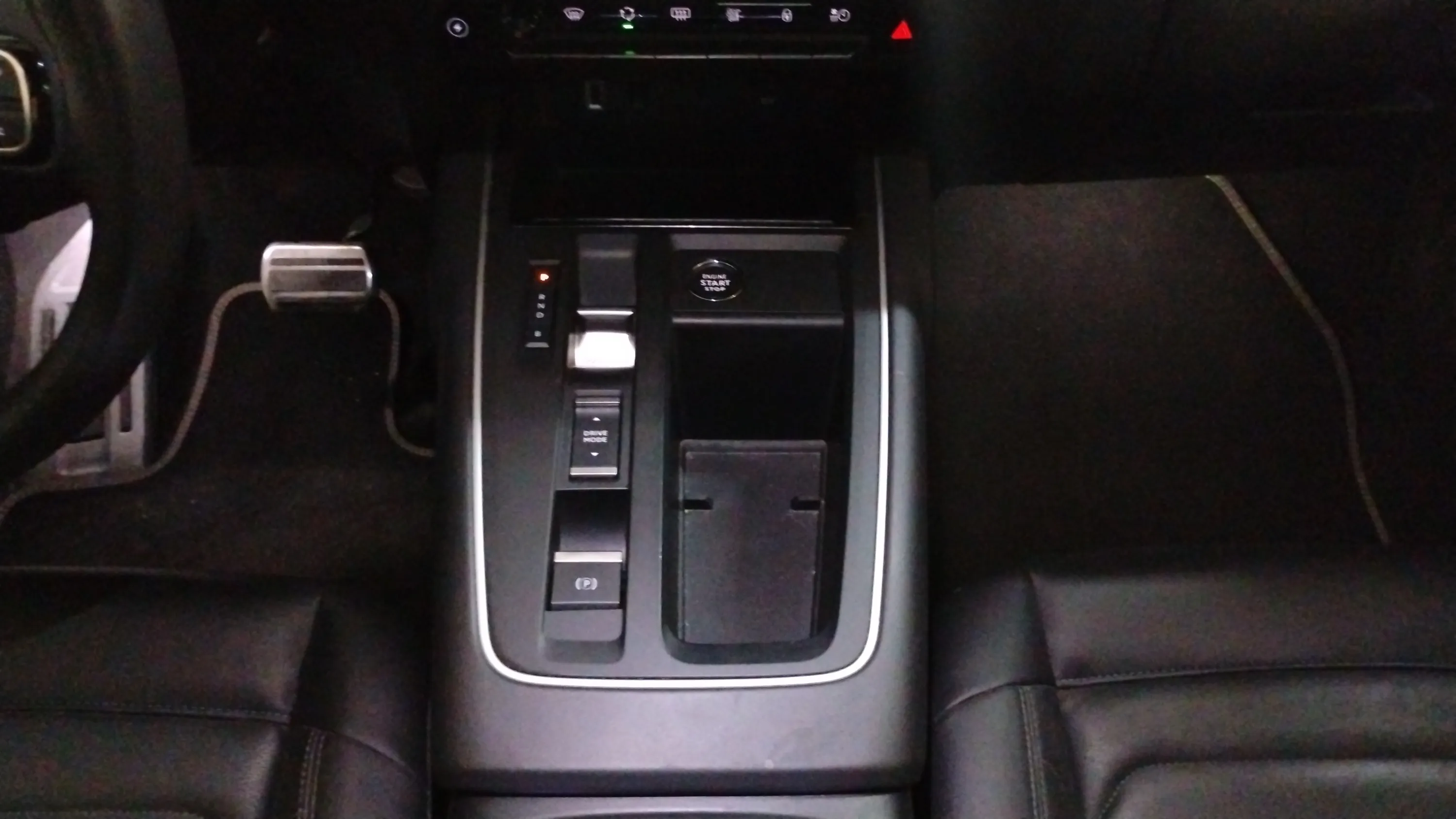 Citroën C5 Aircross Plug-in Hybrid 180 e-EAT8 E Series - foto 21