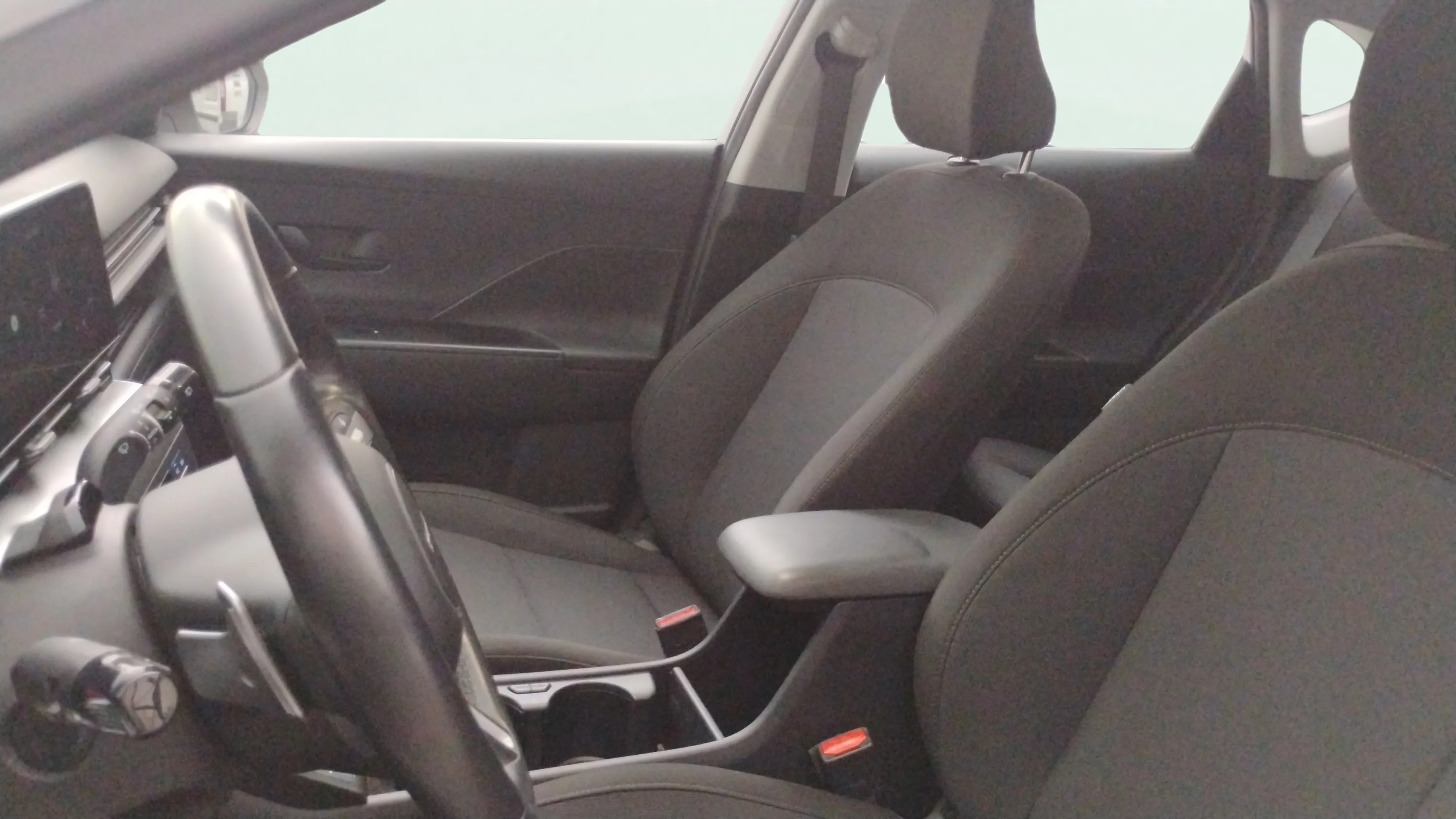 Hyundai Kona 1.6 GDI HEV Flexx DCT - foto 17