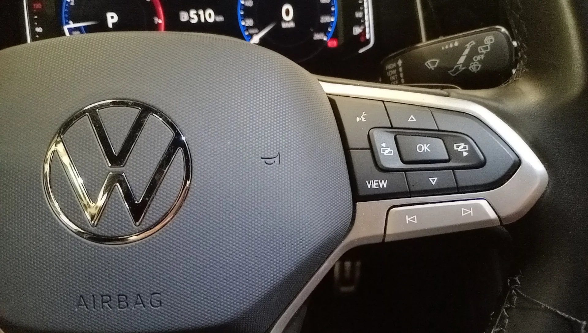 Volkswagen Taigo R-Line 1.0 TSI DSG - foto 12