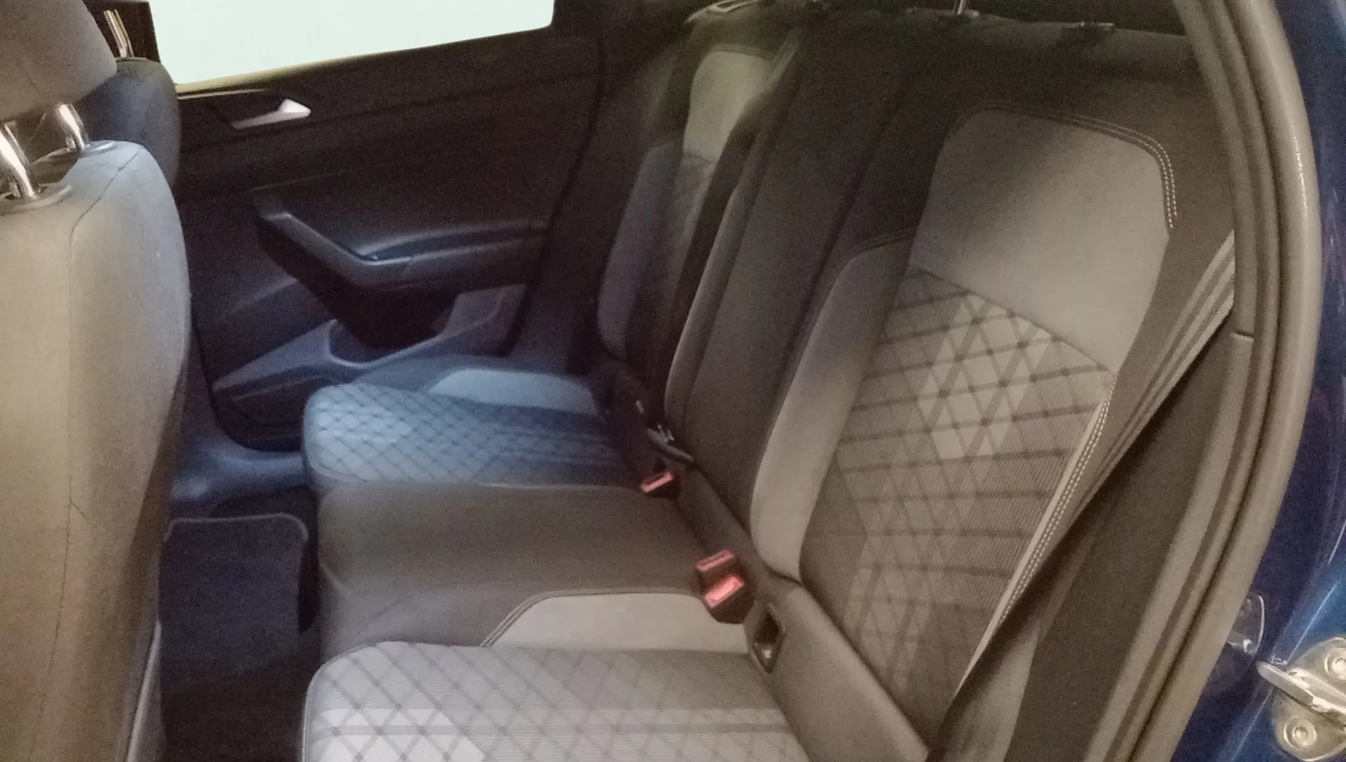 Volkswagen Taigo R-Line 1.0 TSI DSG - foto 19