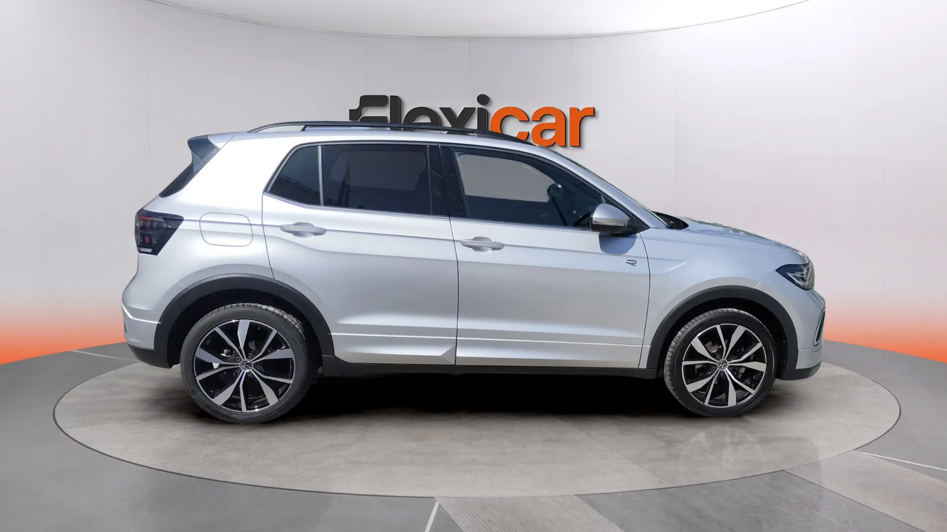 Volkswagen T-Cross R-Line 1.0 TSI - foto 4