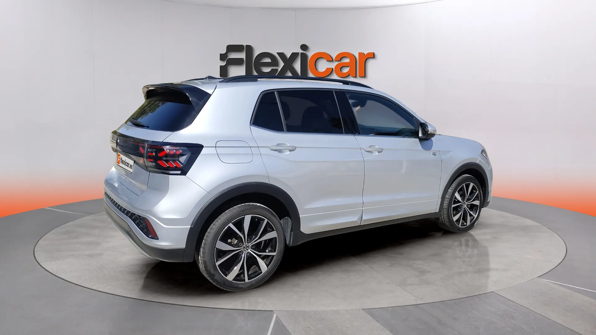 Volkswagen T-Cross R-Line 1.0 TSI - foto 5