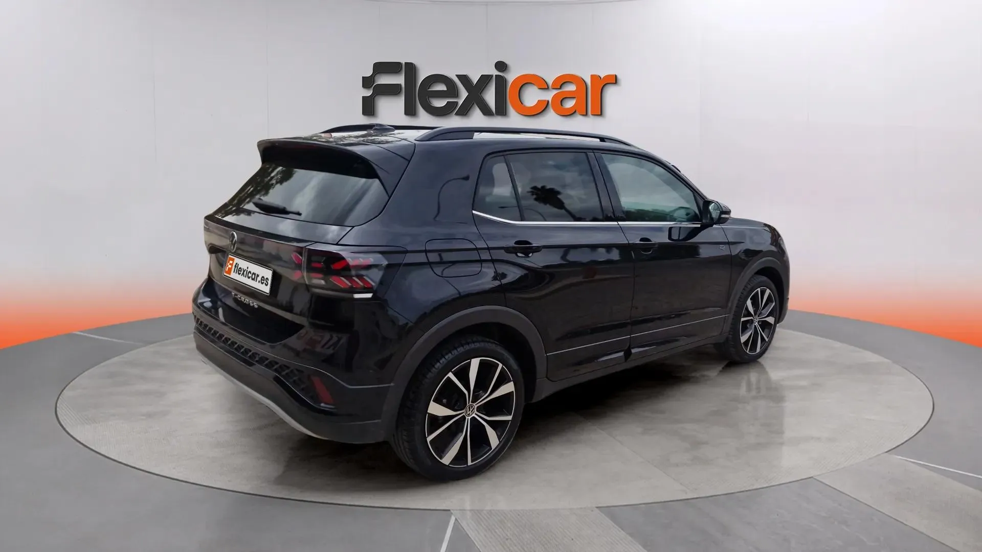 Volkswagen T-Cross R-Line 1.0 TSI - foto 7