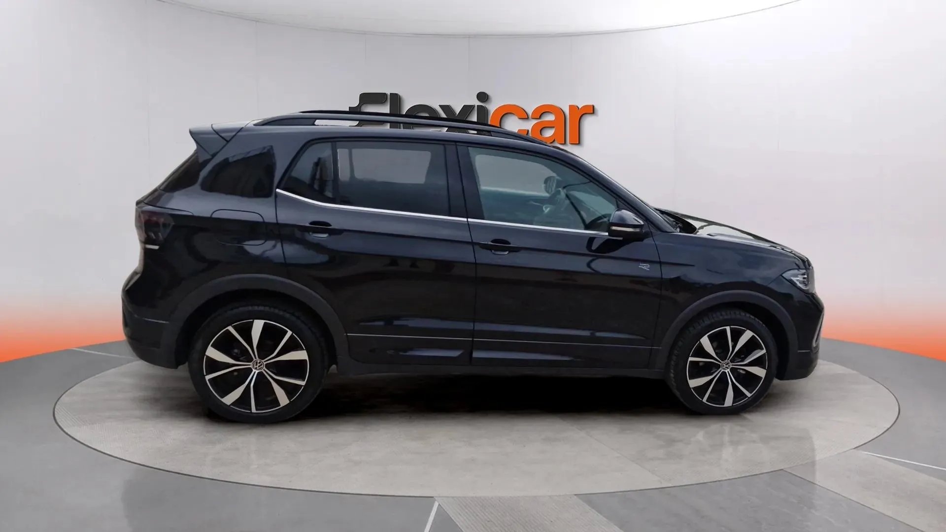 Volkswagen T-Cross R-Line 1.0 TSI - foto 8