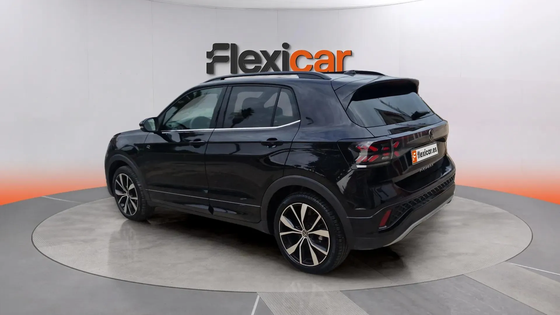 Volkswagen T-Cross R-Line 1.0 TSI - foto 5