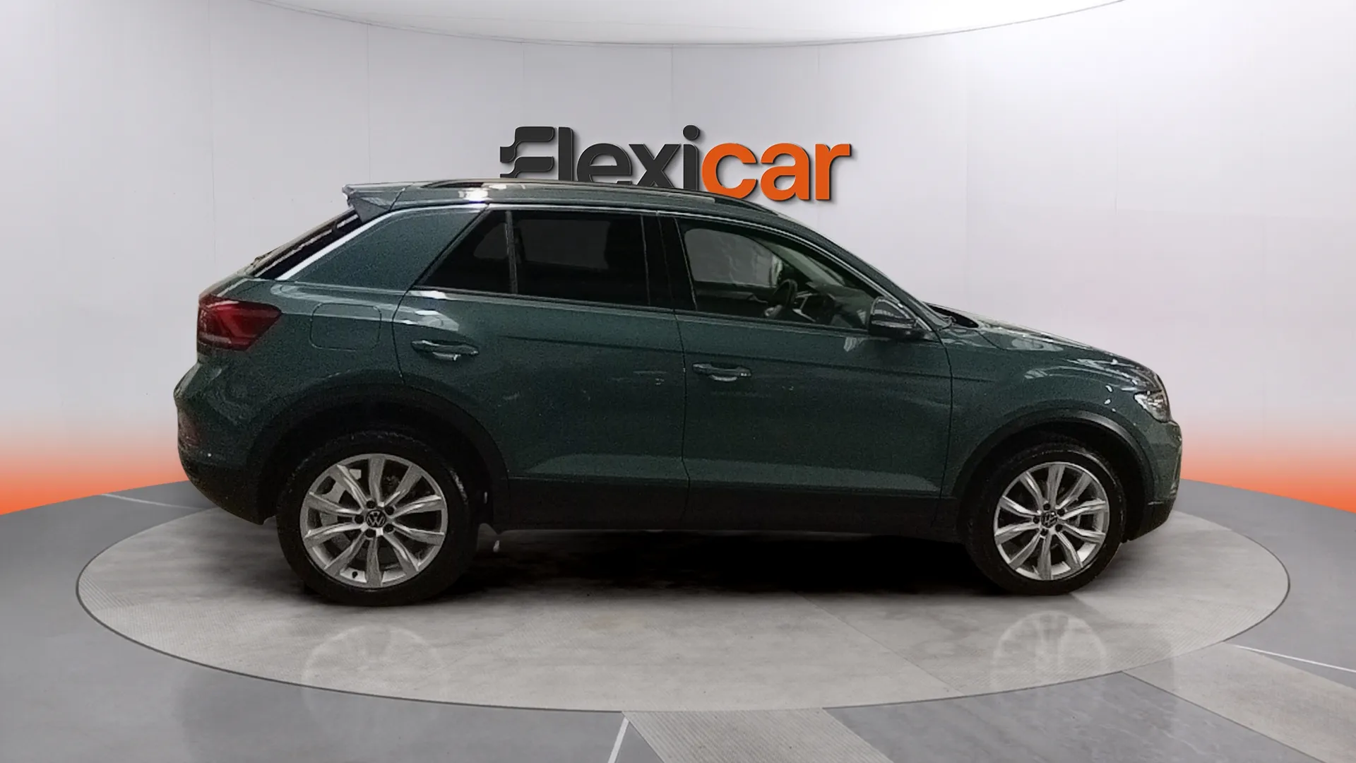 Volkswagen T-Roc "más" 1.5 TSI DSG - foto 8