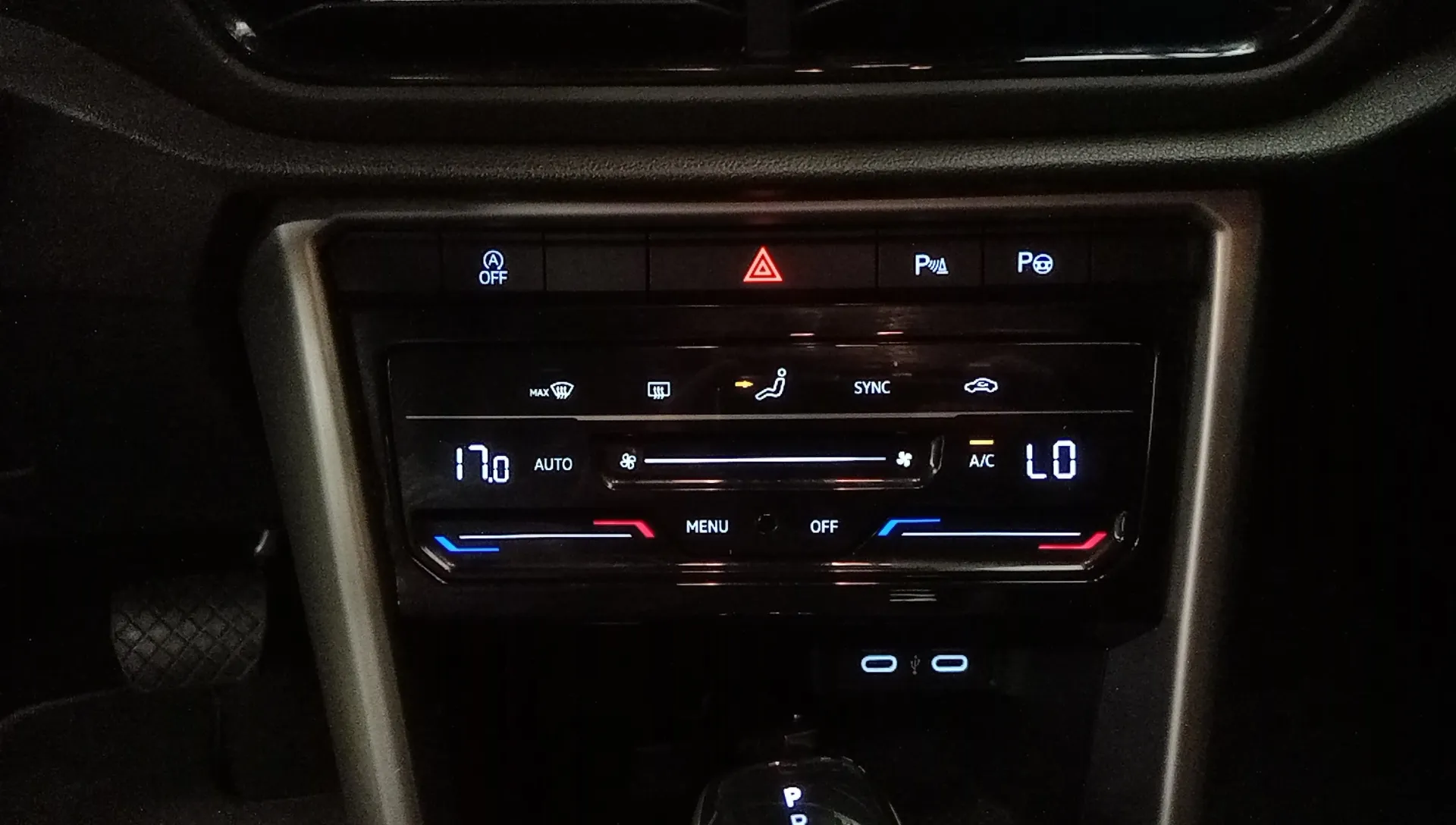 Volkswagen T-Roc "más" 1.5 TSI DSG - foto 18
