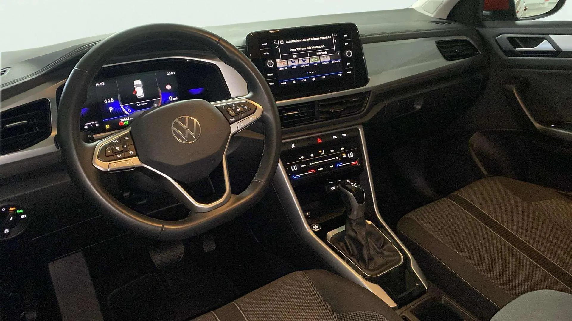 Volkswagen T-Roc "más" 1.5 TSI DSG - foto 9