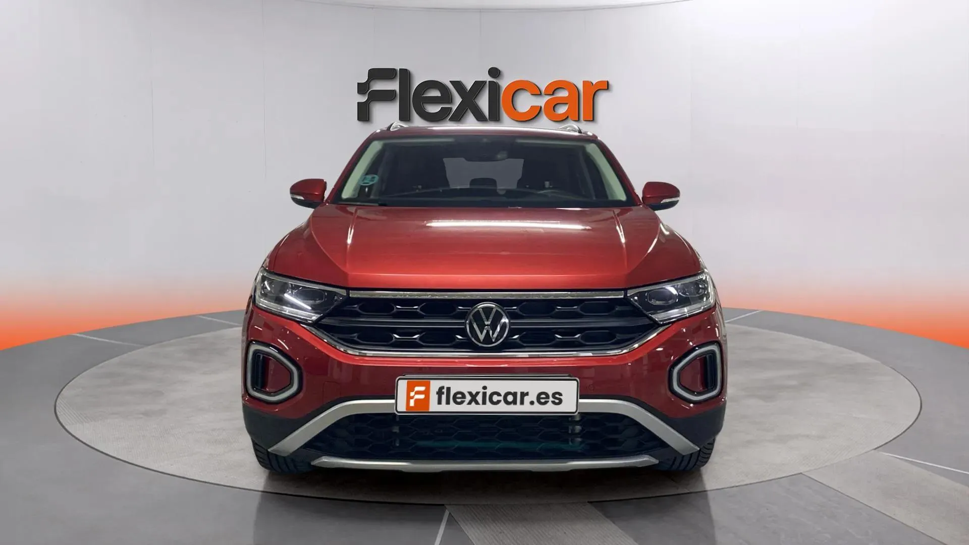 Volkswagen T-Roc "más" 1.5 TSI DSG - foto 2