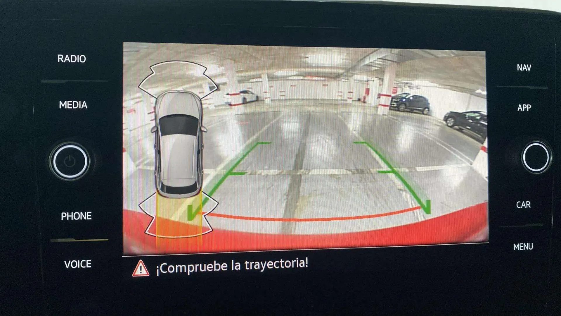 Volkswagen T-Roc "más" 1.5 TSI DSG - foto 17