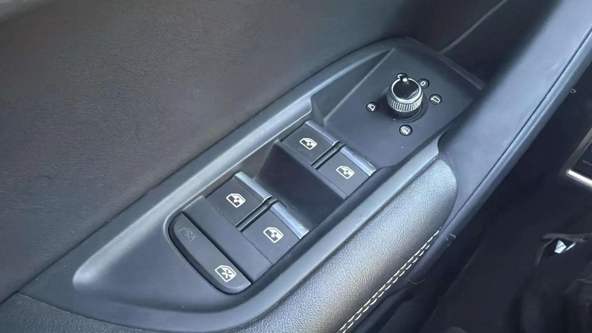 Audi Q5 Black line 40 TDI quattro-ultra - foto 23