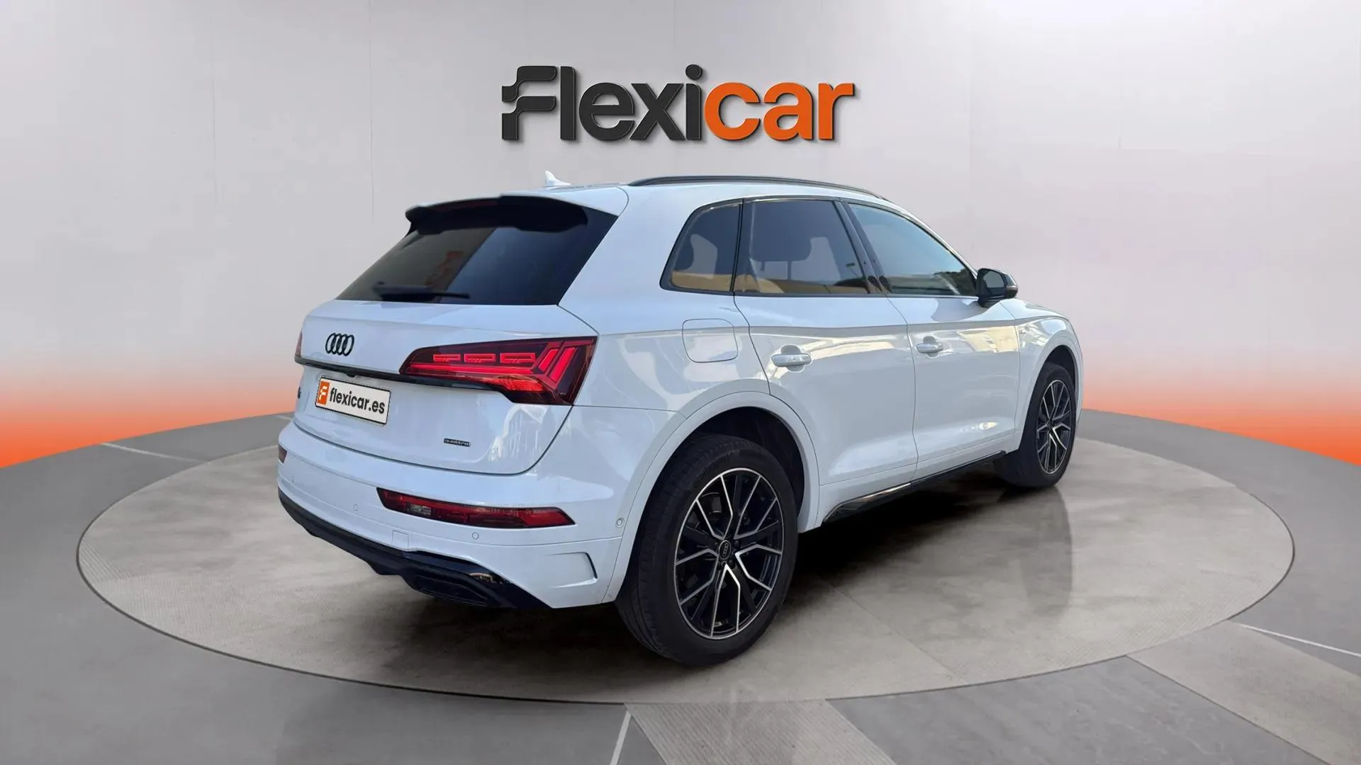 Audi Q5 Black line 40 TDI quattro-ultra - foto 7