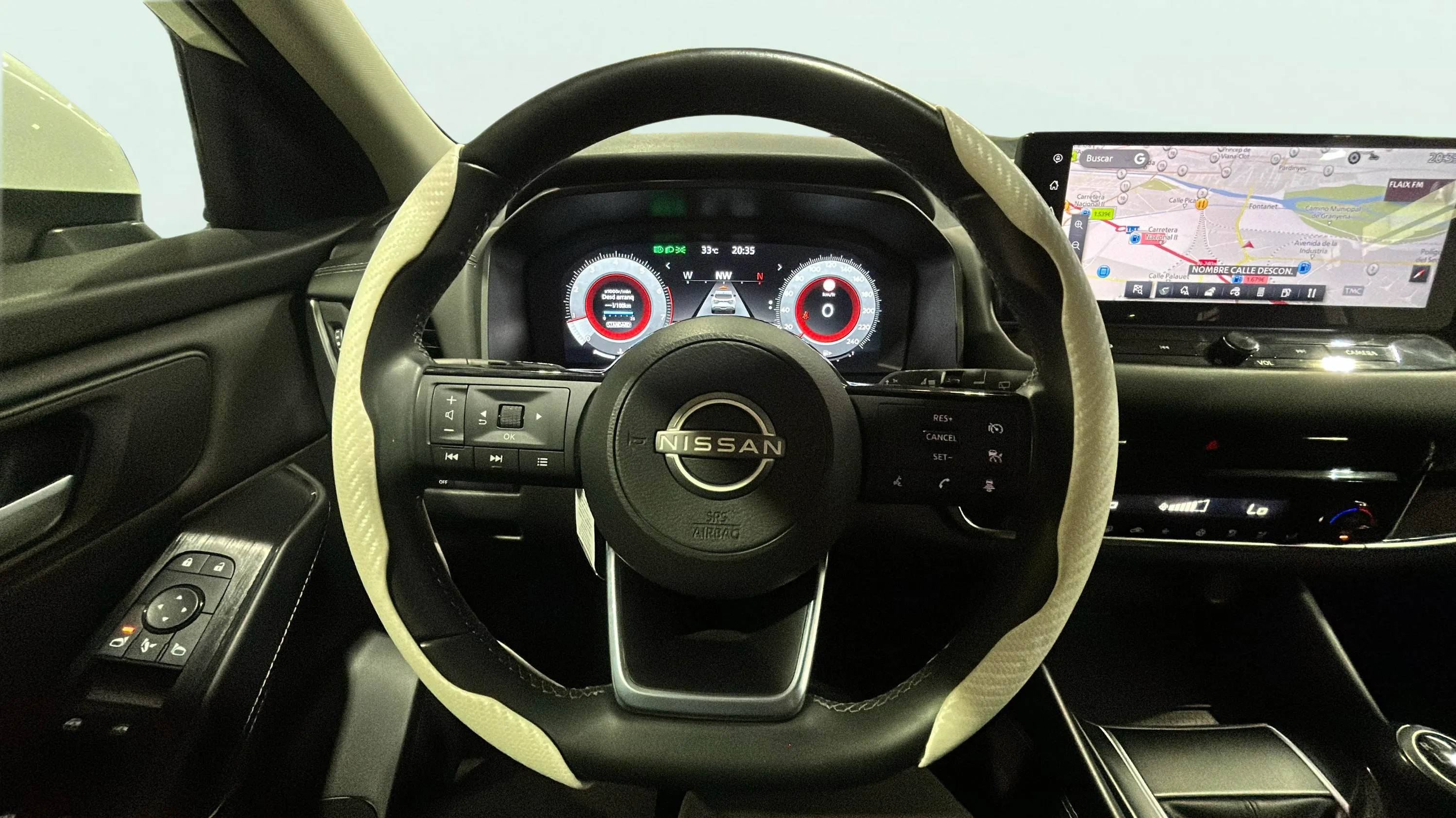 Nissan Qashqai DIG-T N-Connecta - foto 17