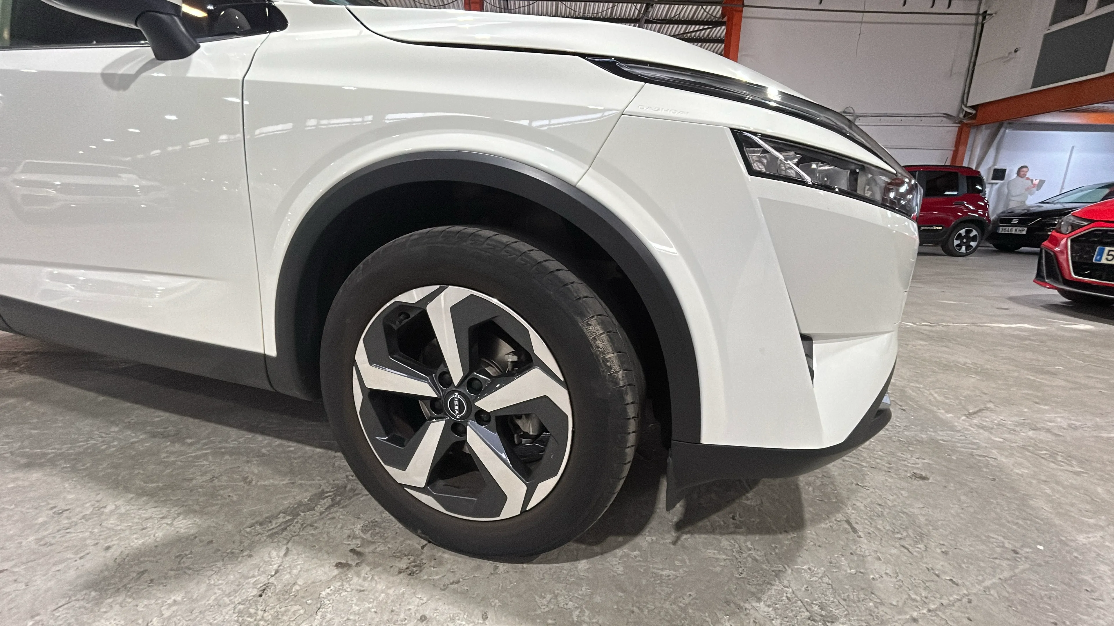Nissan Qashqai DIG-T N-Connecta - foto 25