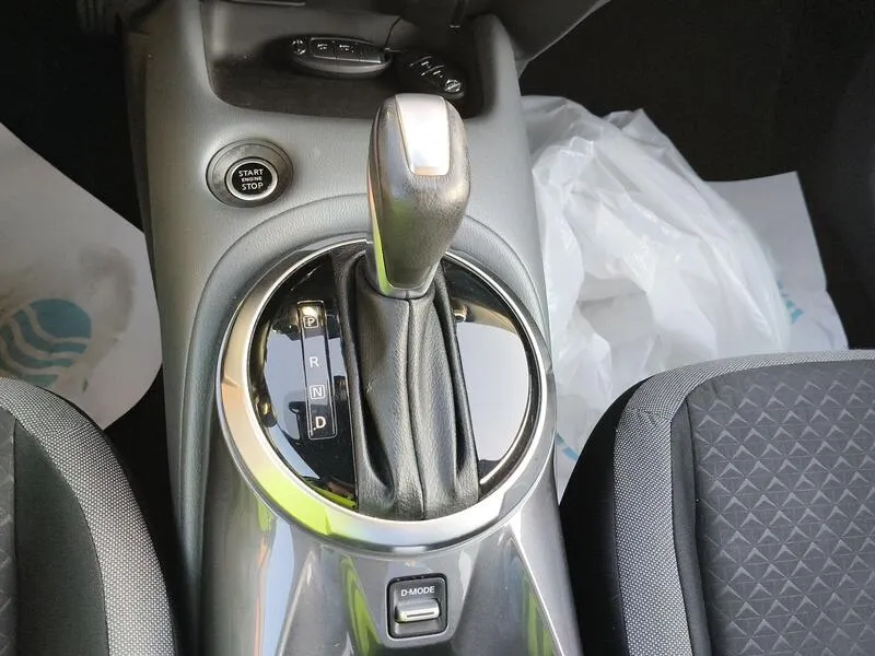 Nissan Juke DIG-T DCT V N-Connecta - foto 13