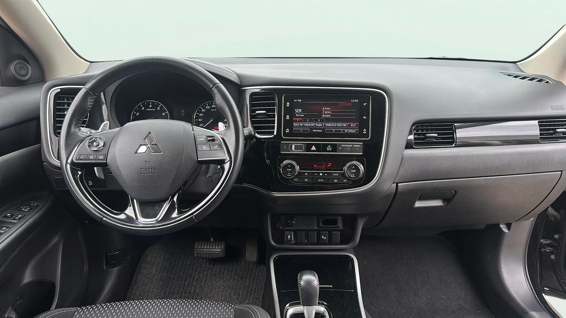 Mitsubishi Outlander 200 MPI Motion CVT 2WD 5 plazas - foto 12