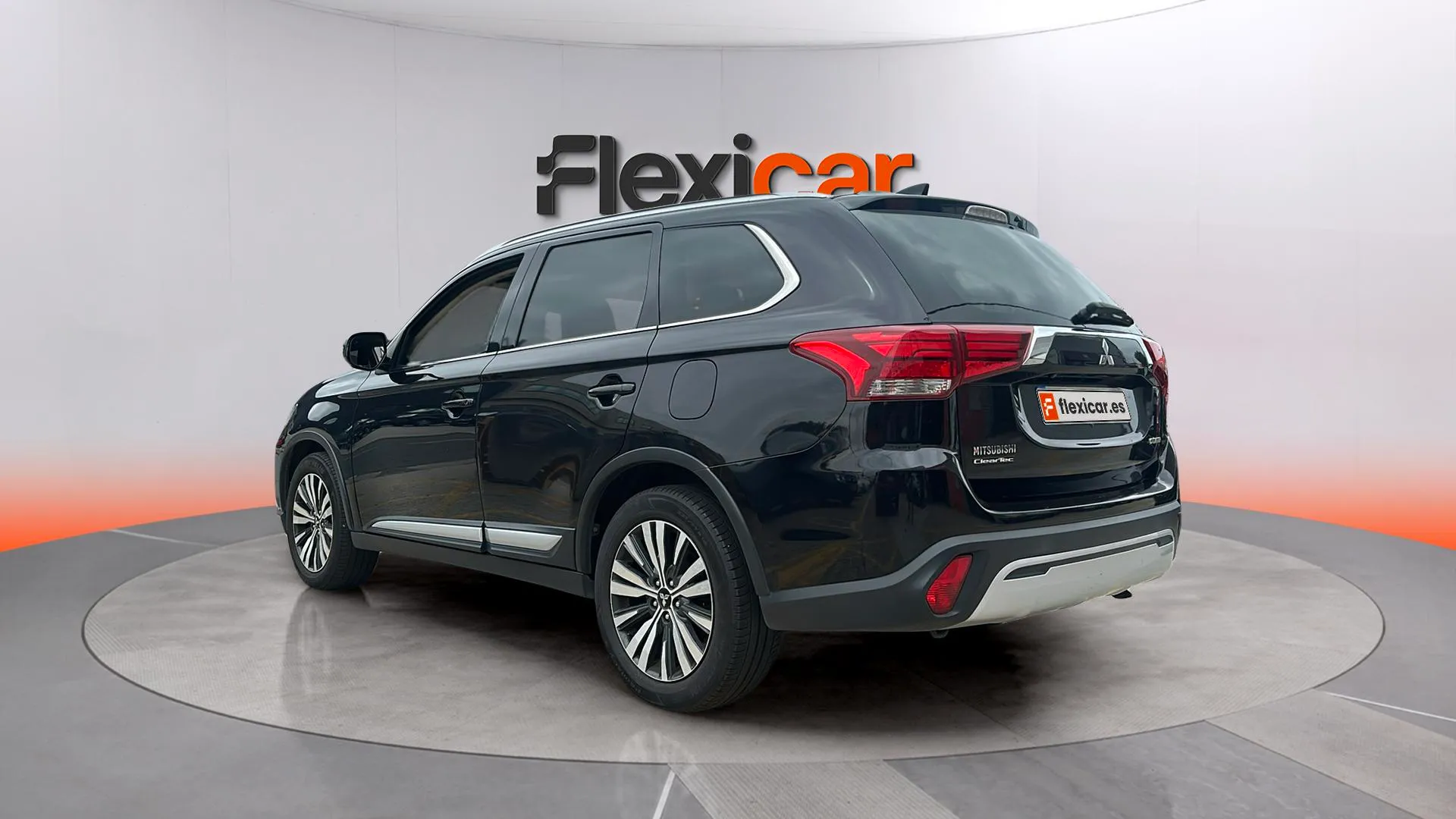 Mitsubishi Outlander 200 MPI Motion CVT 2WD 5 plazas - foto 8