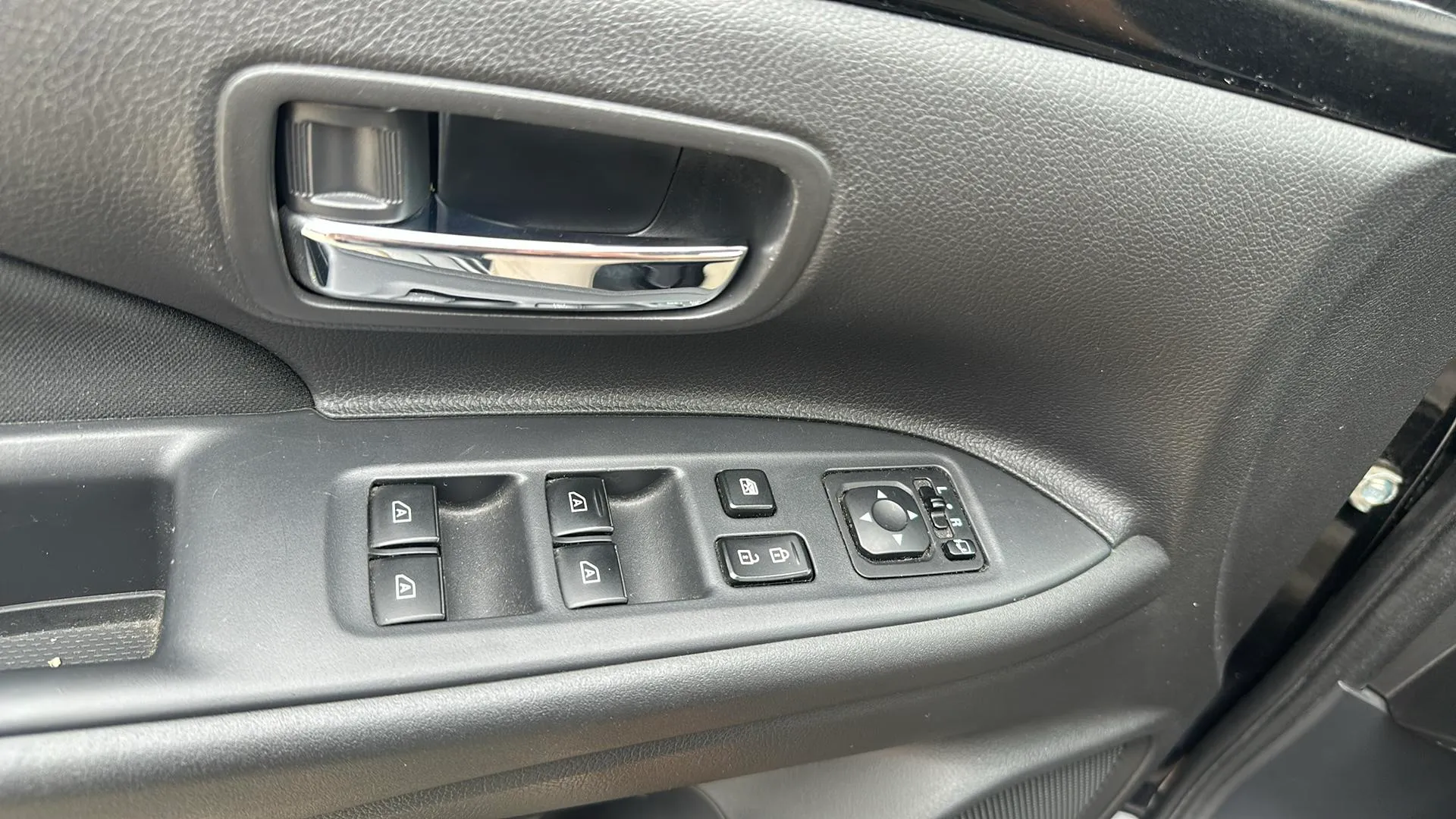 Mitsubishi Outlander 200 MPI Motion CVT 2WD 5 plazas - foto 16