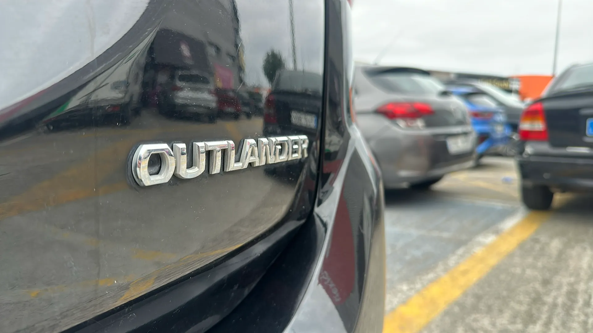 Mitsubishi Outlander 200 MPI Motion CVT 2WD 5 plazas - foto 9