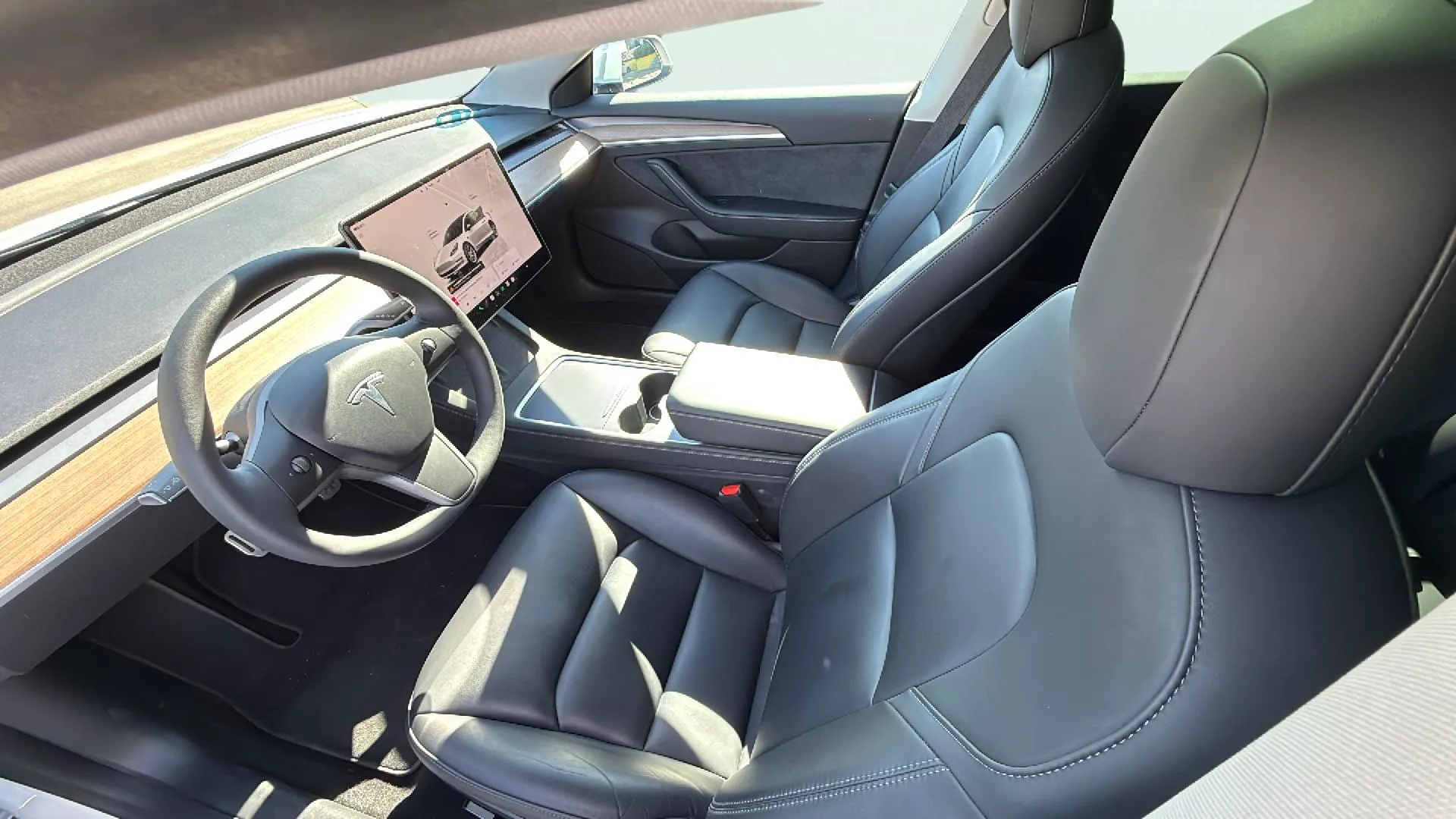 Tesla Model 3 RWD - foto 9