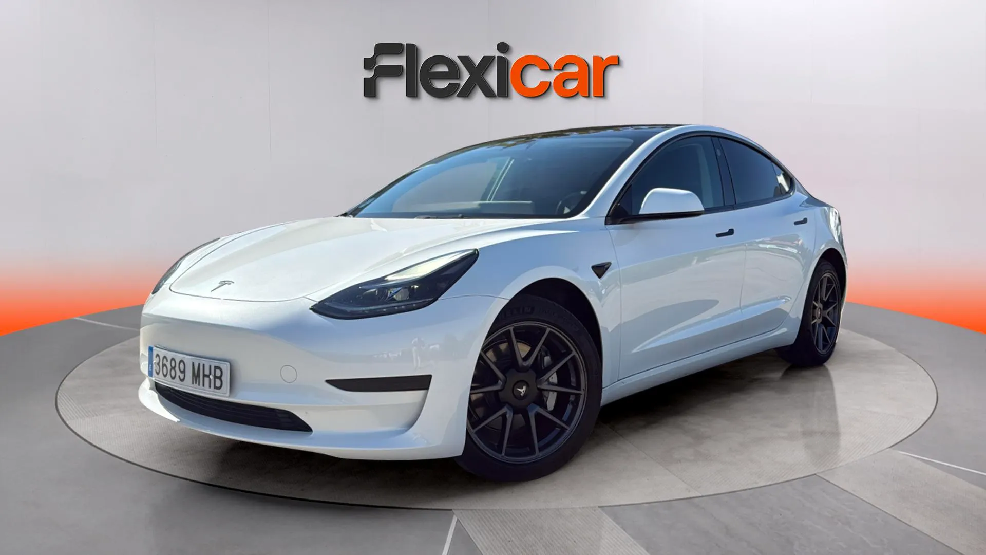 Tesla Model 3 RWD - foto 3