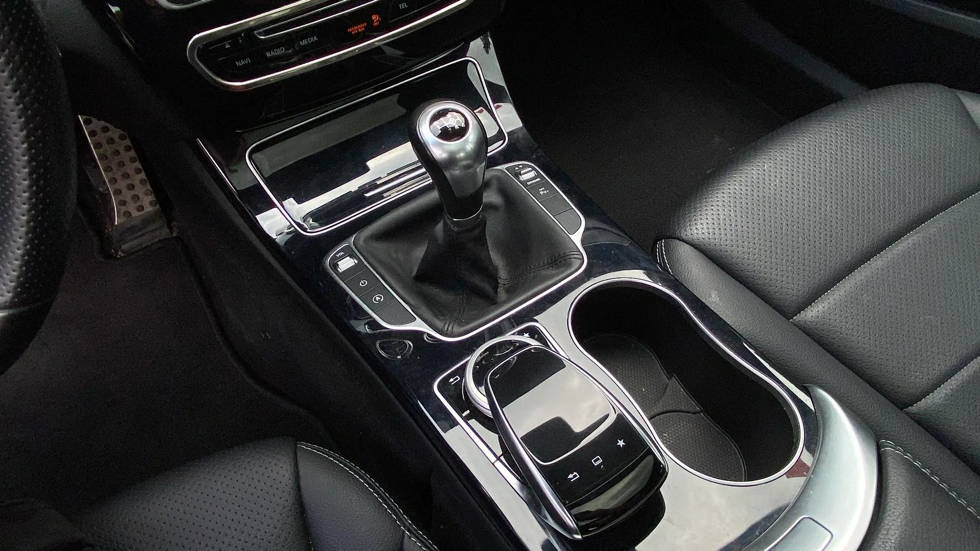 Mercedes-Benz Clase C C 220 d AMG Line - foto 16