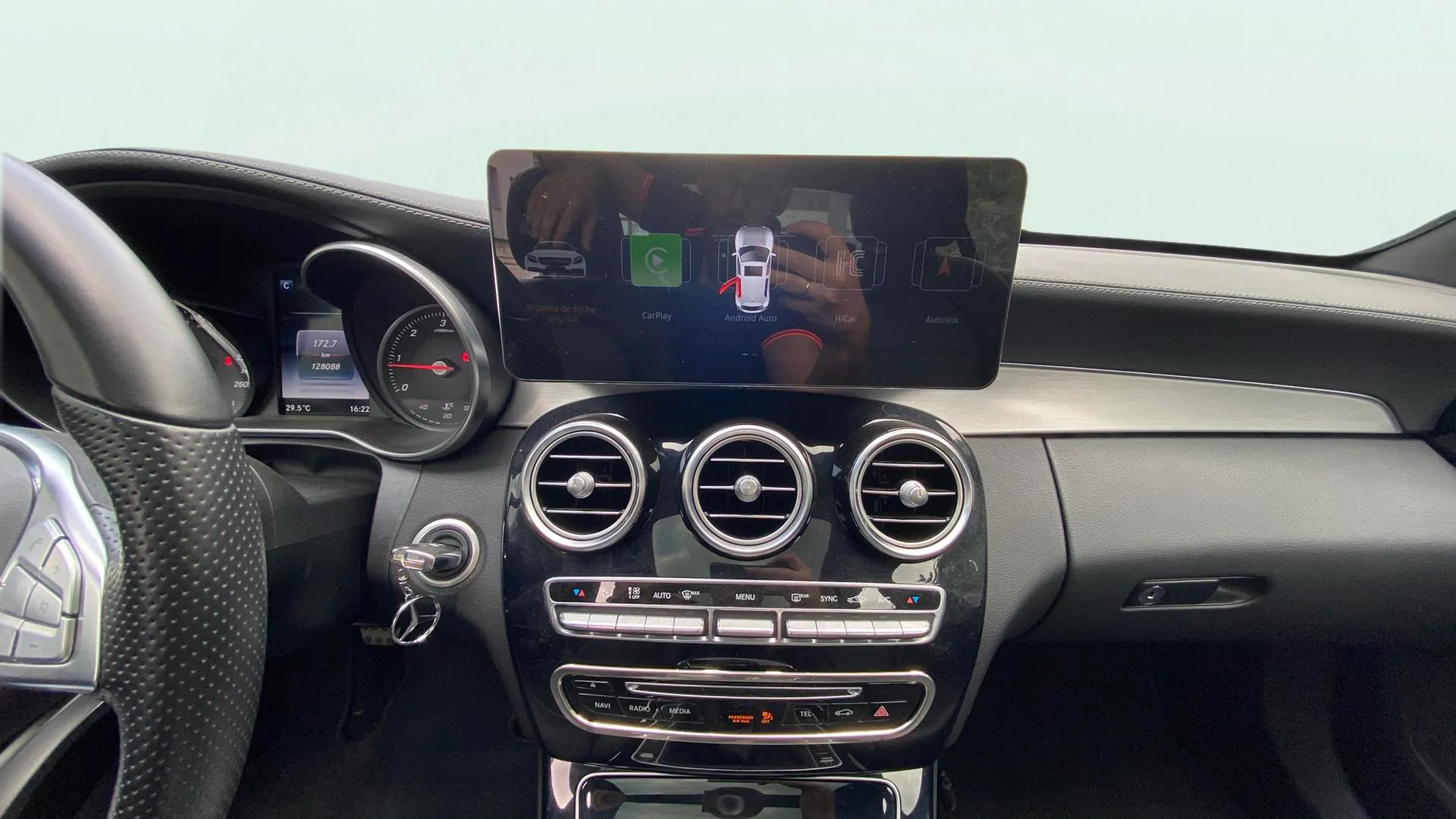 Mercedes-Benz Clase C C 220 d AMG Line - foto 13