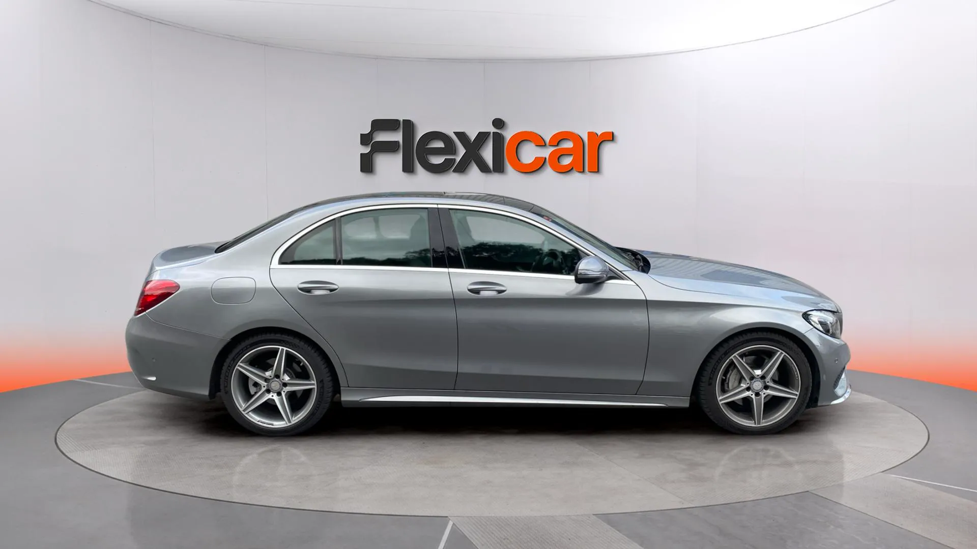 Mercedes-Benz Clase C C 220 d AMG Line - foto 2