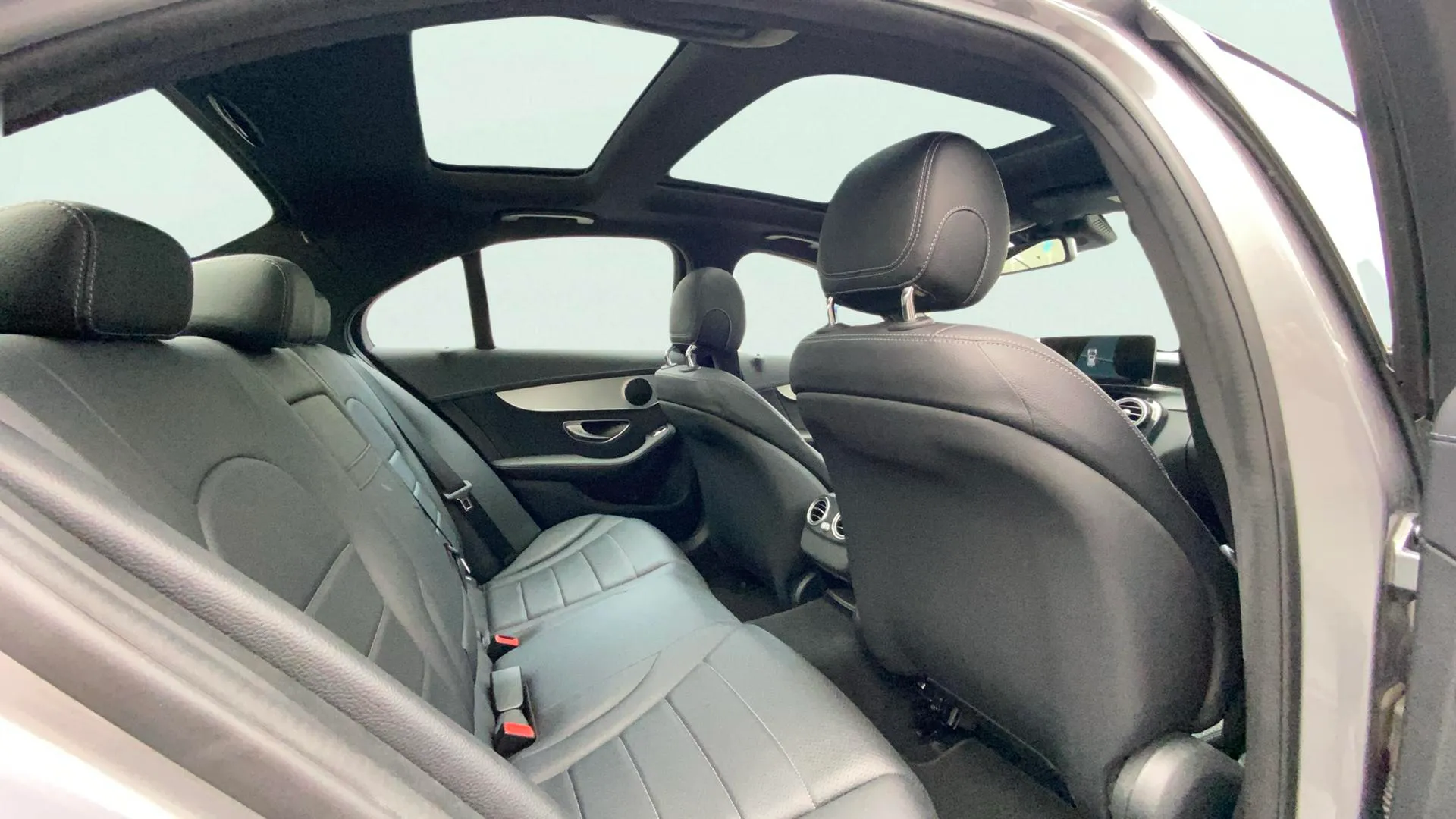 Mercedes-Benz Clase C C 220 d AMG Line - foto 22