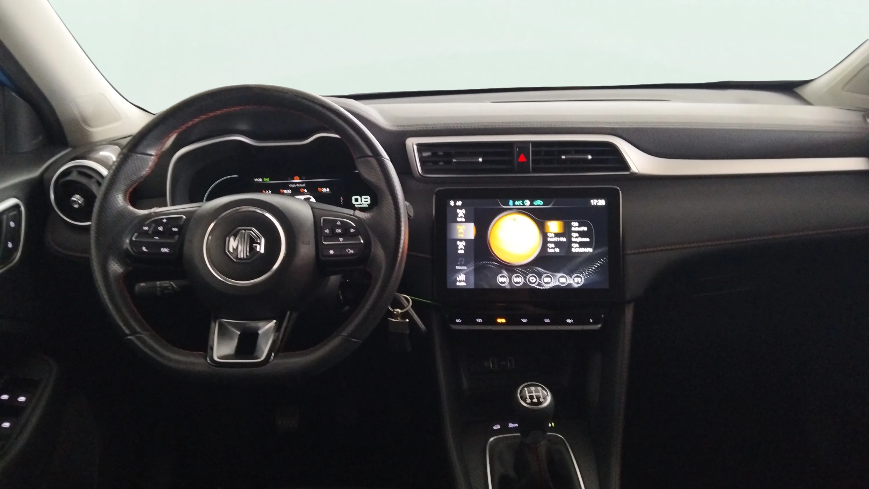 MG ZS 1.5 Luxury - foto 6