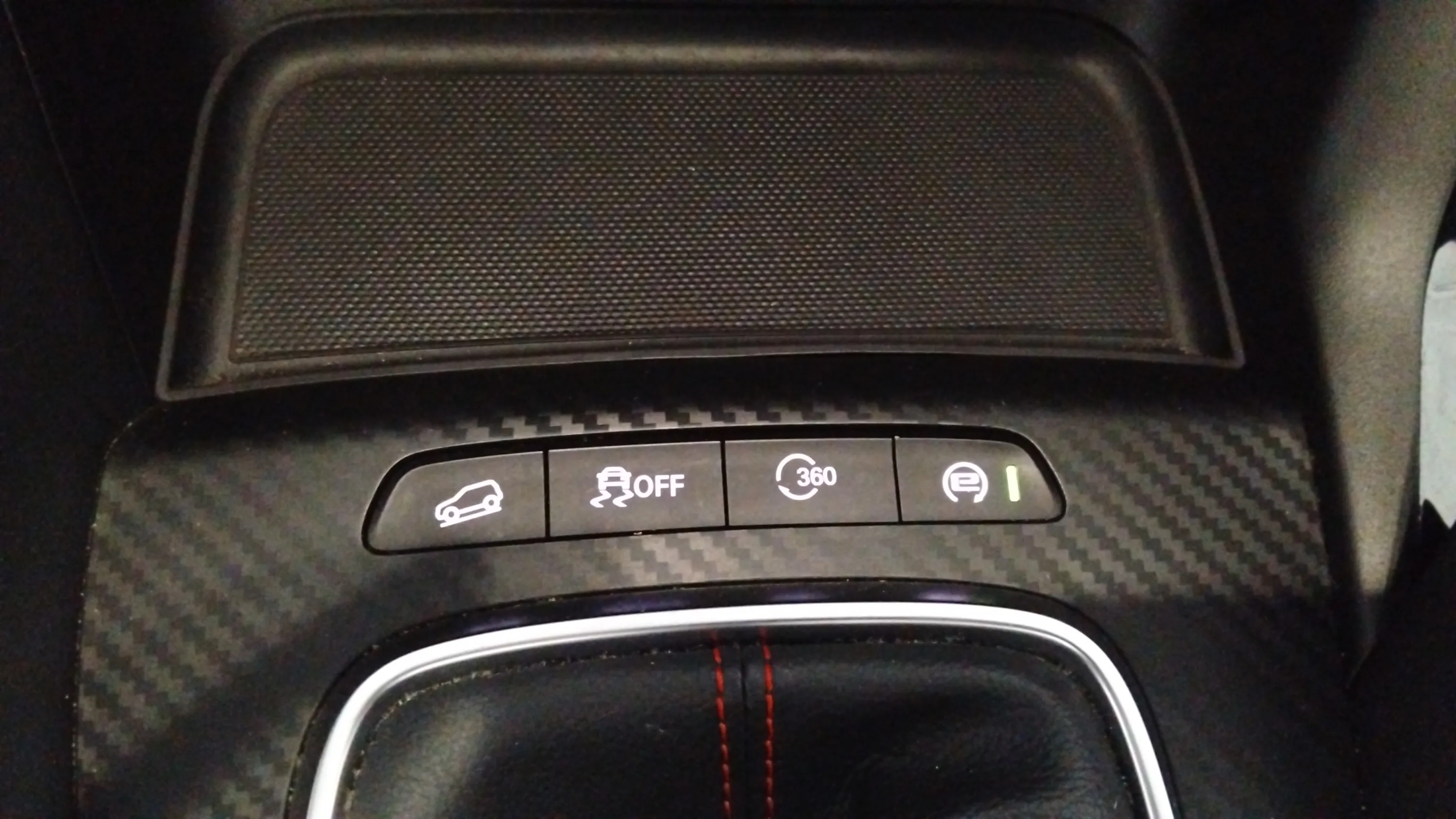 MG ZS 1.5 Luxury - foto 21