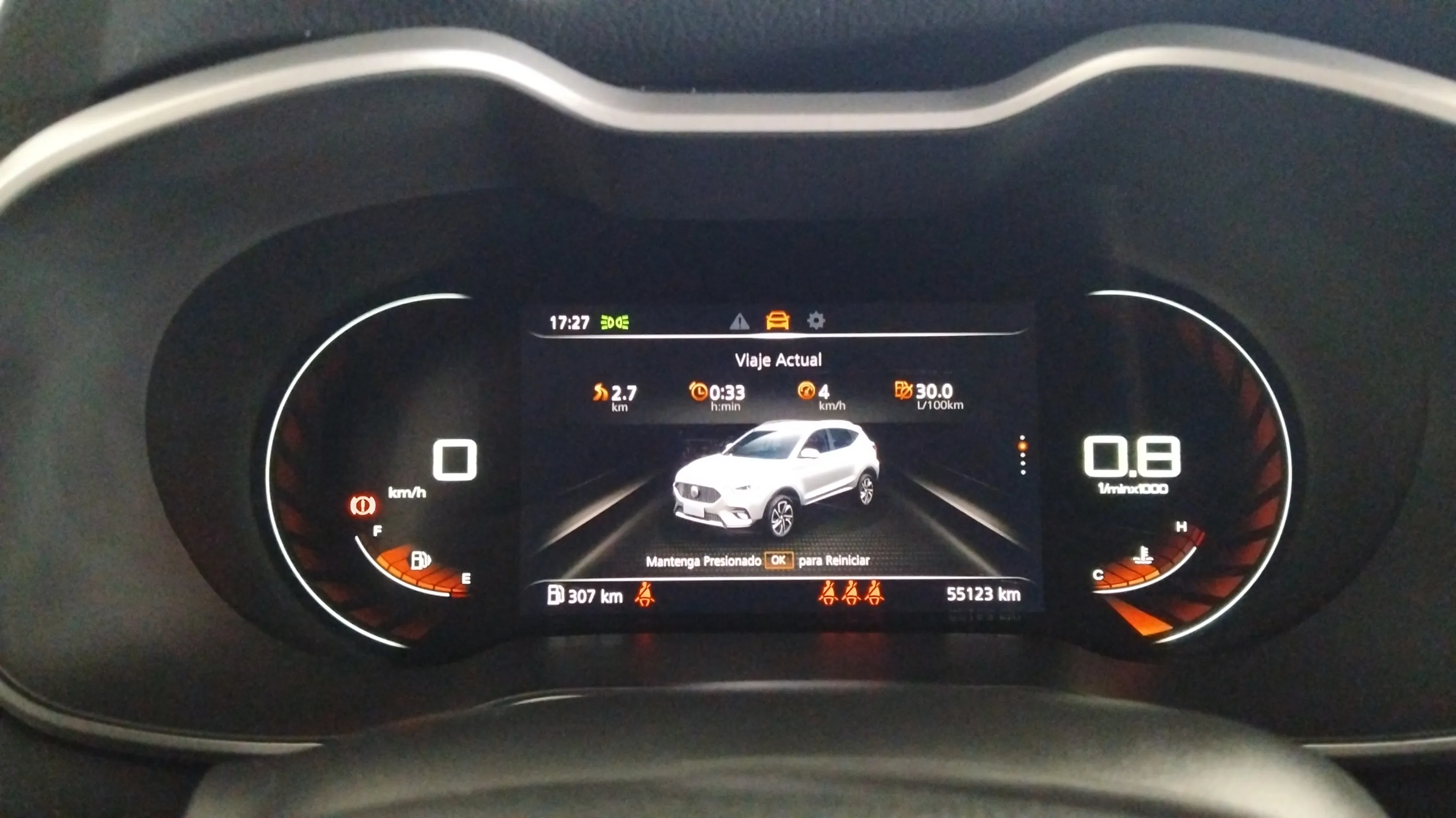 MG ZS 1.5 Luxury - foto 9