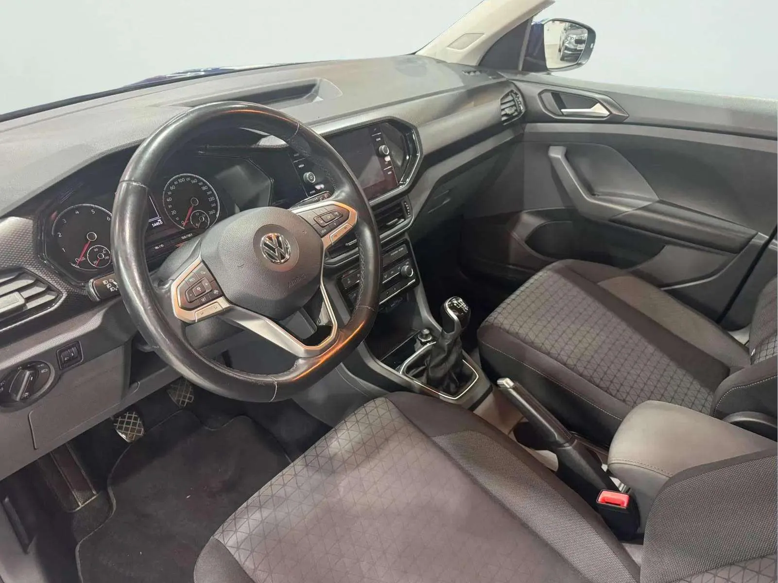Volkswagen T-Cross Advance 1.0 TSI - foto 11