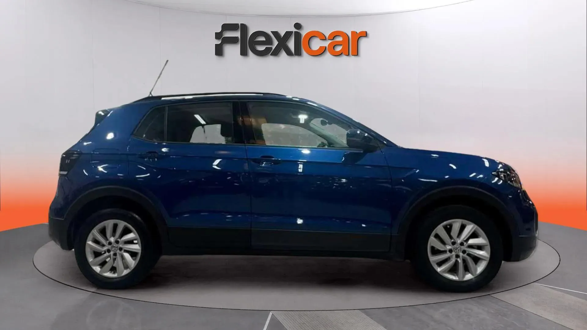 Volkswagen T-Cross Advance 1.0 TSI - foto 8