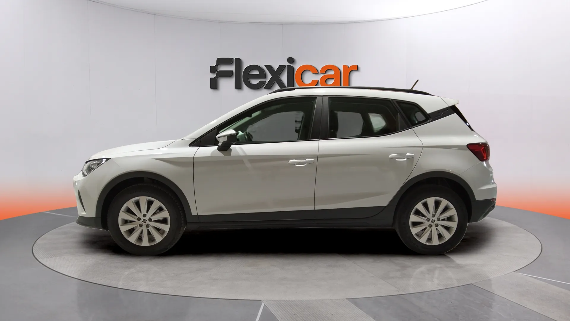 SEAT Arona 1.0 TSI DSG Style XL - foto 4