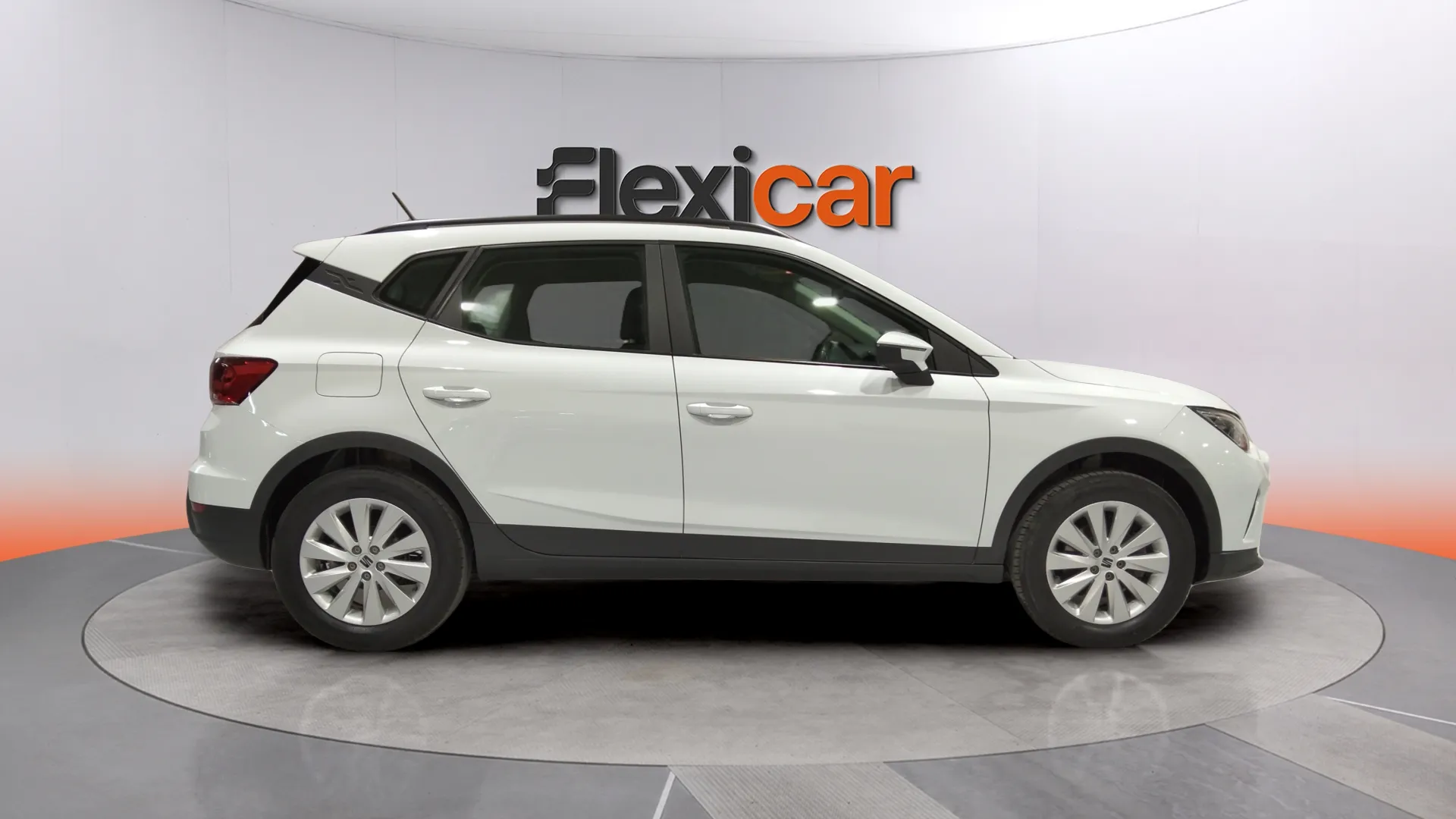SEAT Arona 1.0 TSI DSG Style XL - foto 8