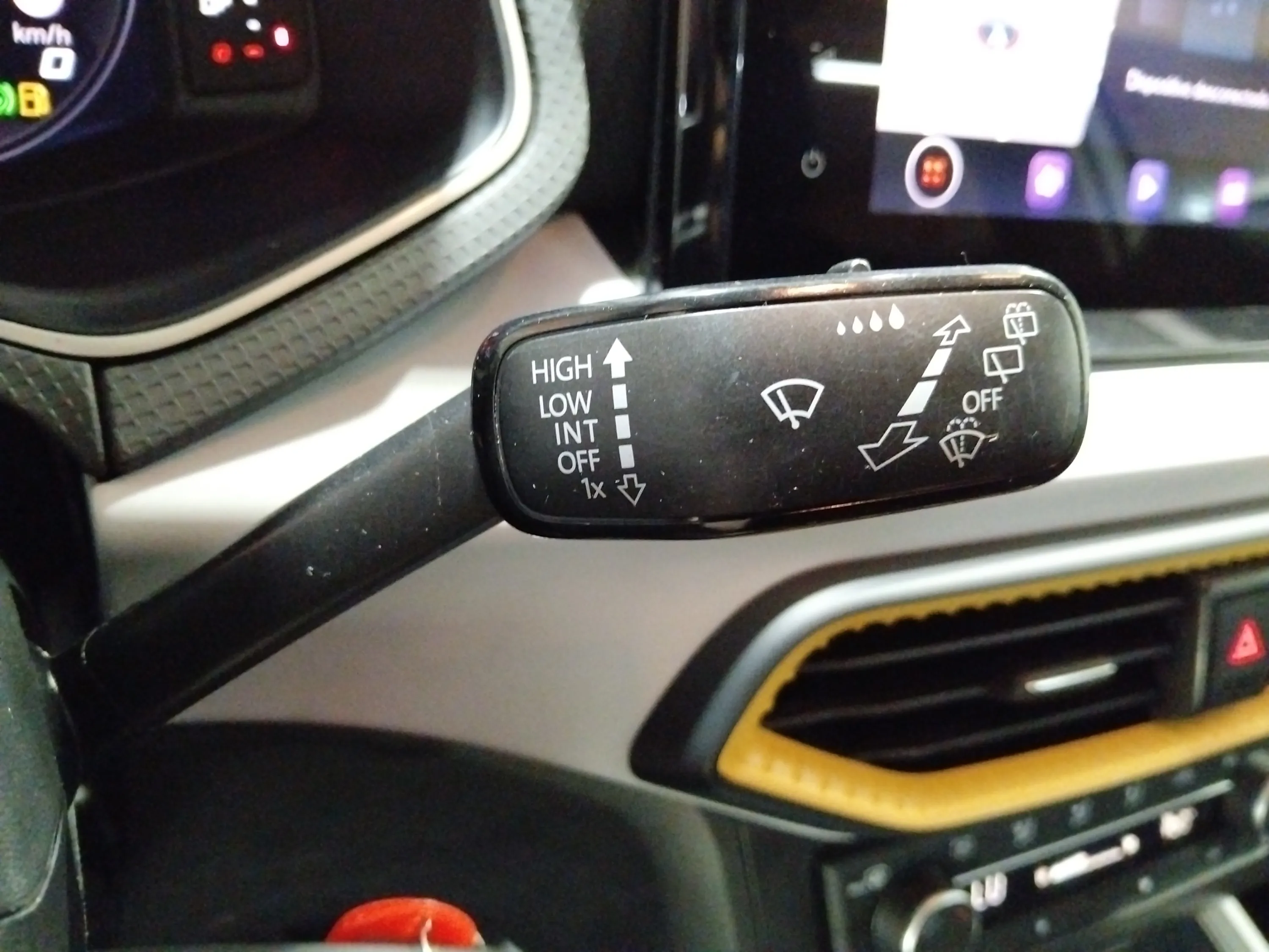 SEAT Arona 1.0 TSI DSG Style XL - foto 27
