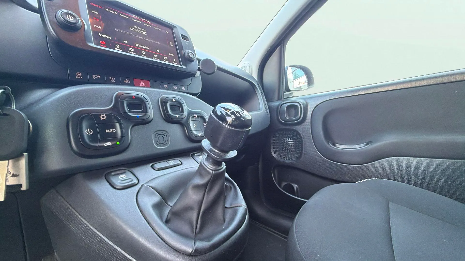 Fiat Panda Hybrid 1.0 - foto 27