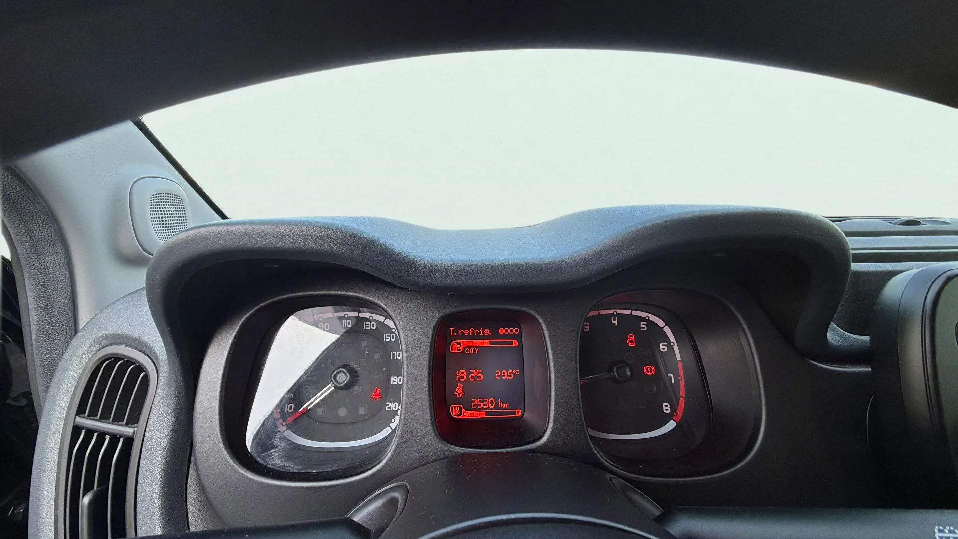 Fiat Panda Hybrid 1.0 - foto 9