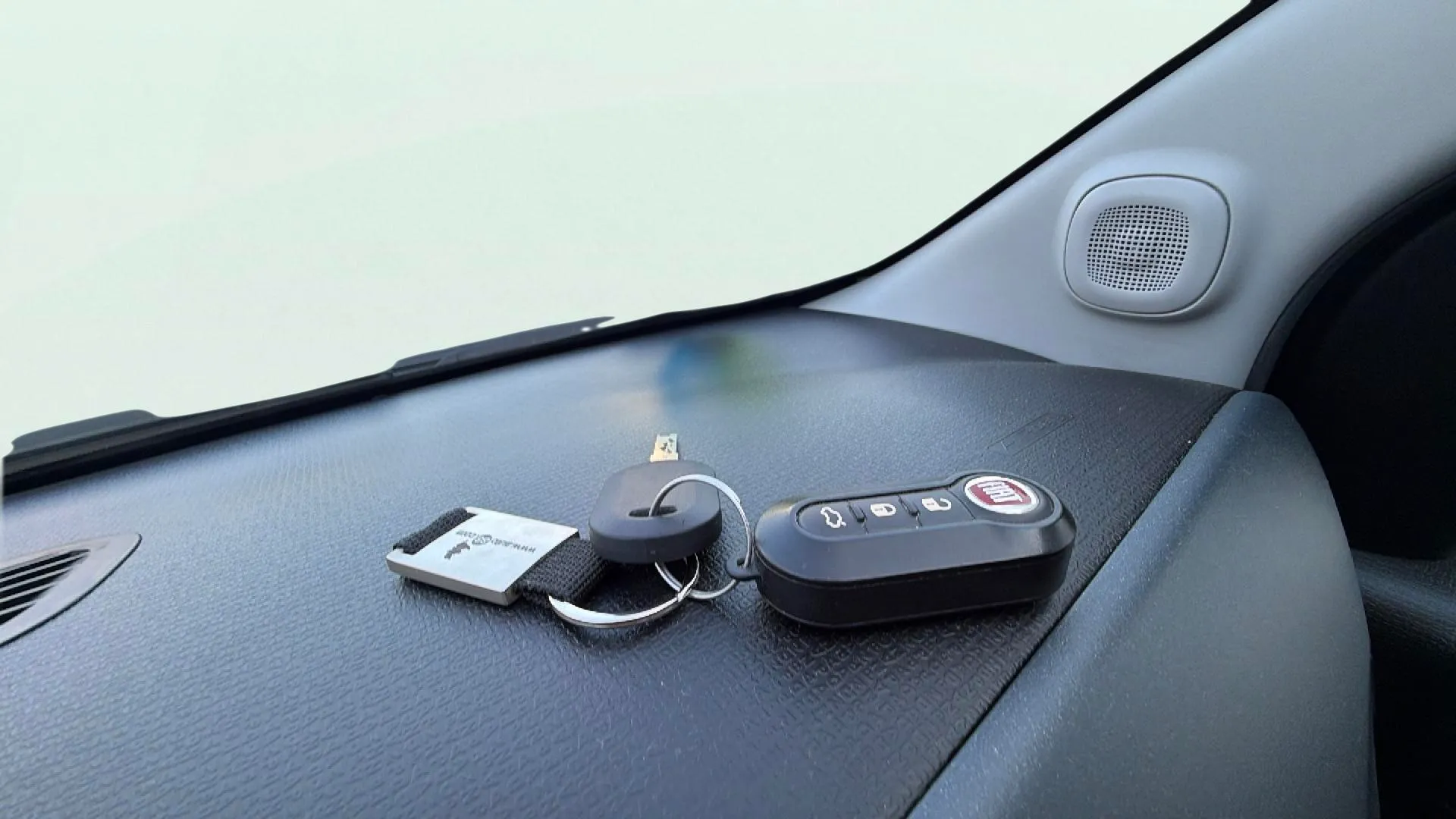 Fiat Panda Hybrid 1.0 - foto 29