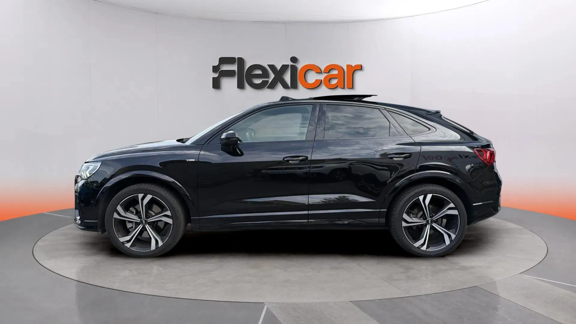 Audi Q3 40 TDI S tronic quattro Black Line - foto 4