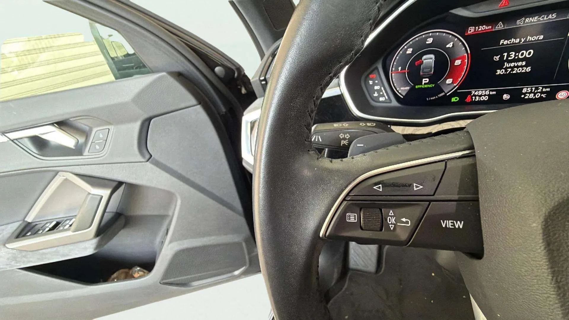 Audi Q3 40 TDI S tronic quattro Black Line - foto 16