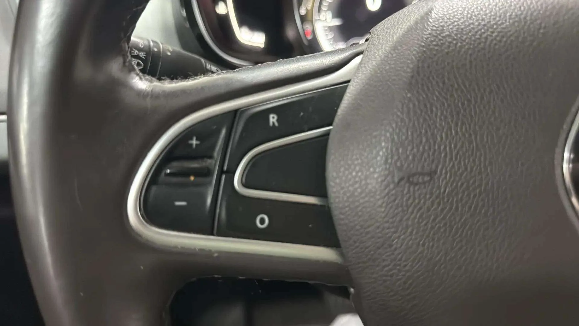 Renault Espace Limited dCi Twin Turbo EDC - foto 26