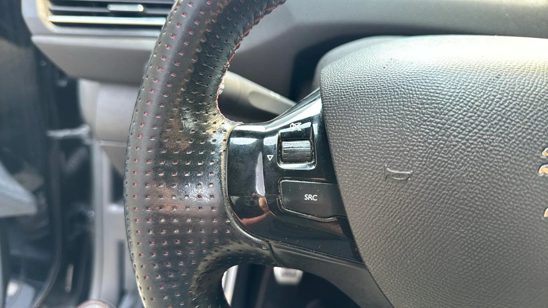 Peugeot 308 GTi - foto 15
