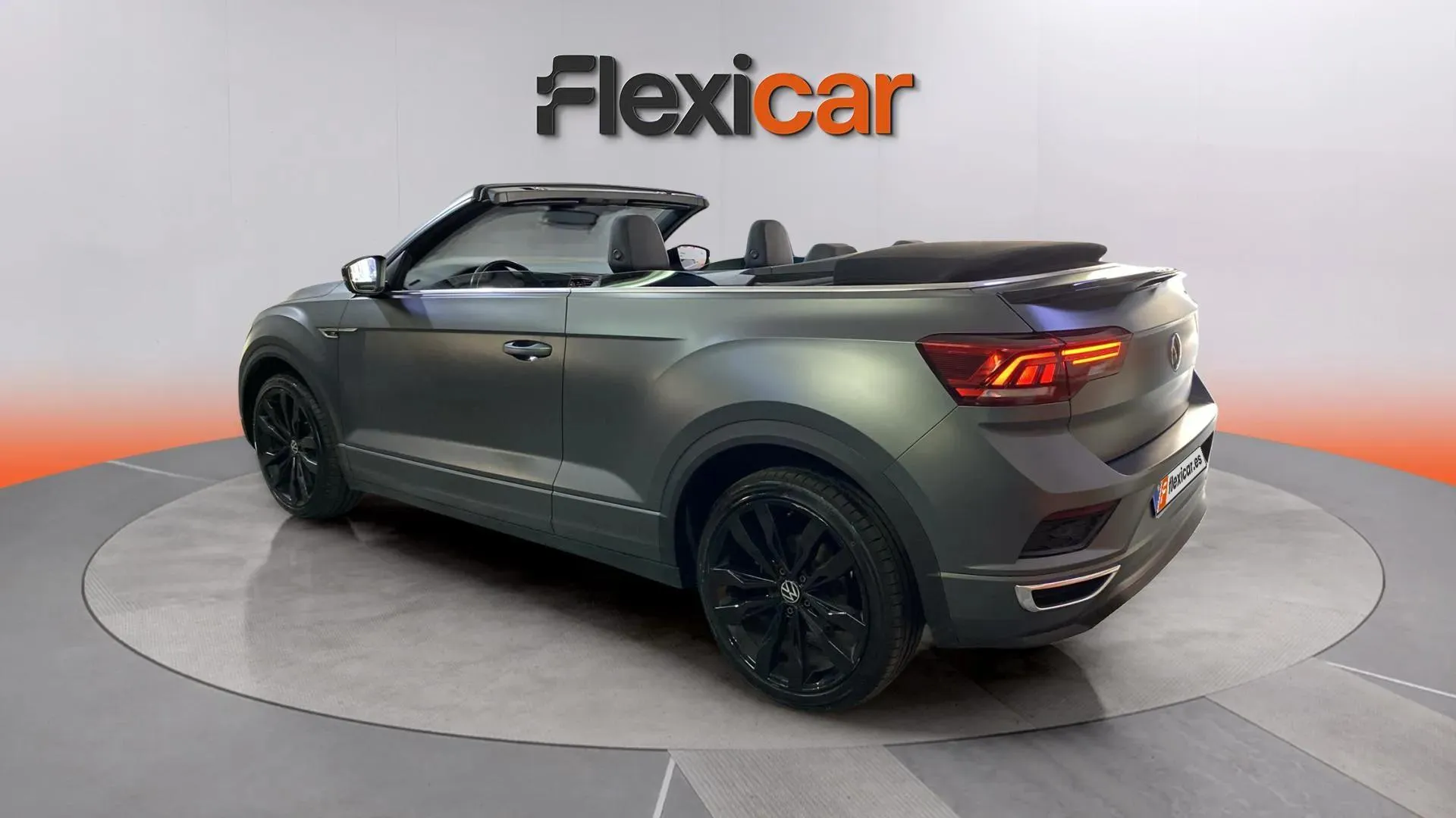 Volkswagen T-Roc Cabrio 1.5 TSI DSG - foto 9