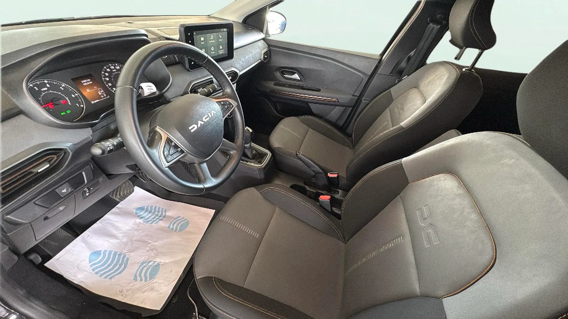 Dacia Sandero Stepway Expression TCe CVT - foto 17