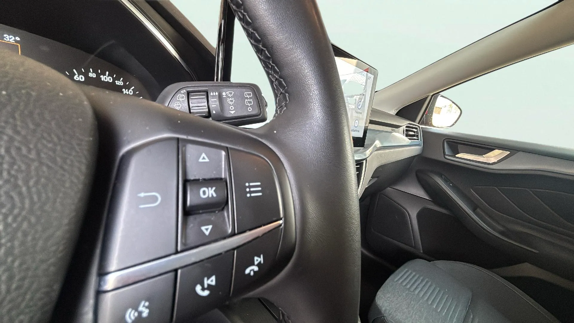 Ford Focus 1.5 EcoBlue Active X - foto 25