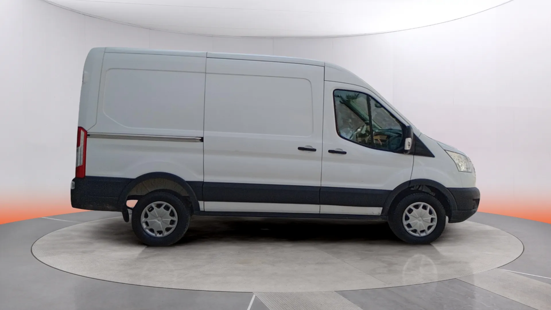 Ford Transit 310 L3H2 Van Ambiente Delantera - foto 8