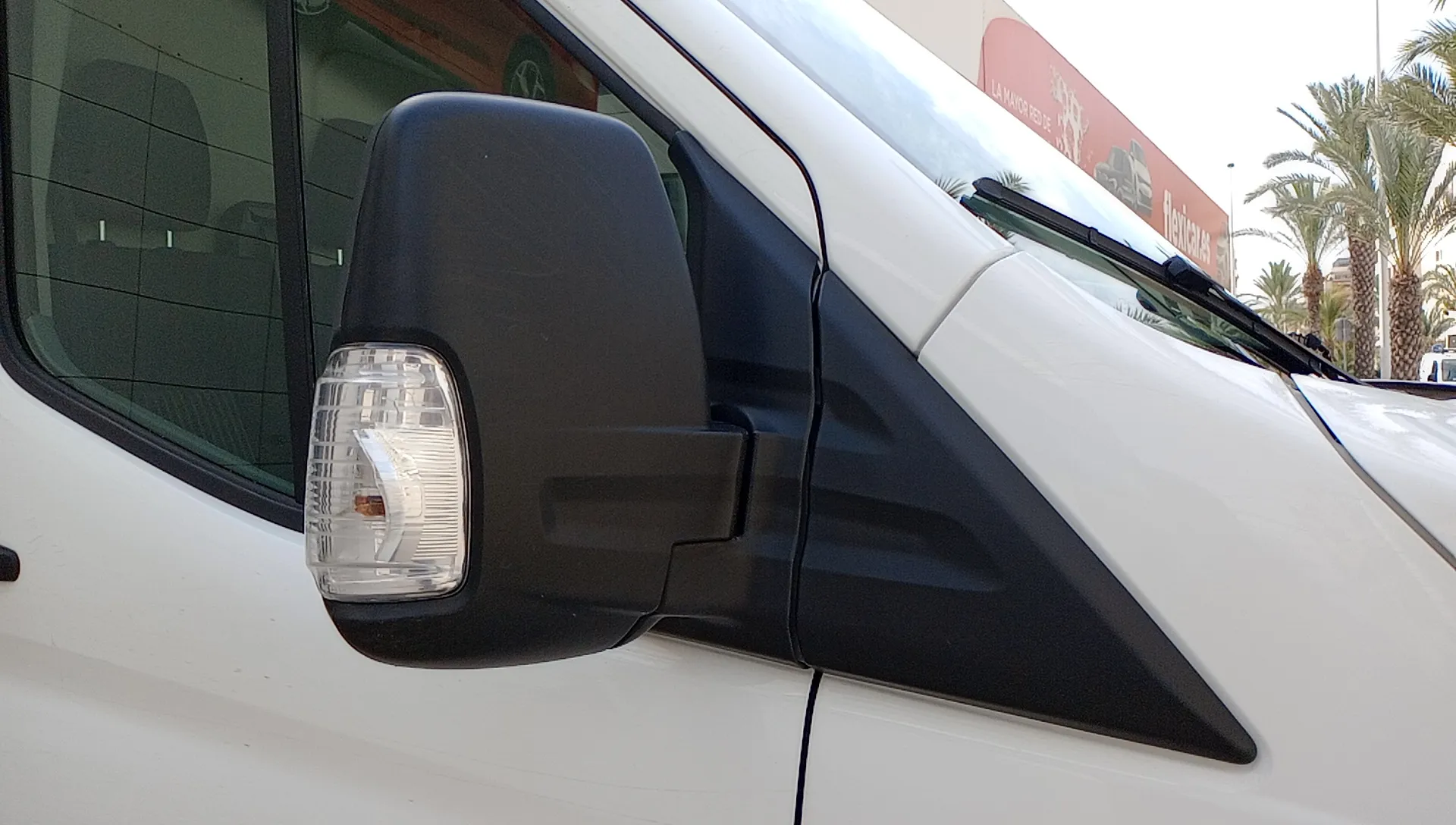 Ford Transit 310 L3H2 Van Ambiente Delantera - foto 29